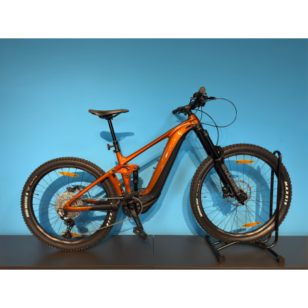 rower elektryczny giant reign e+3 amber zdjęcie z profilu